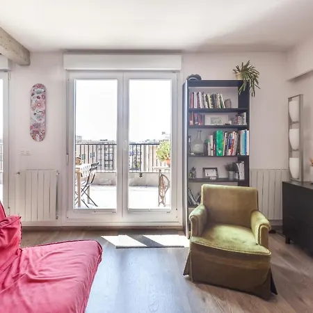 Egia Apartment *